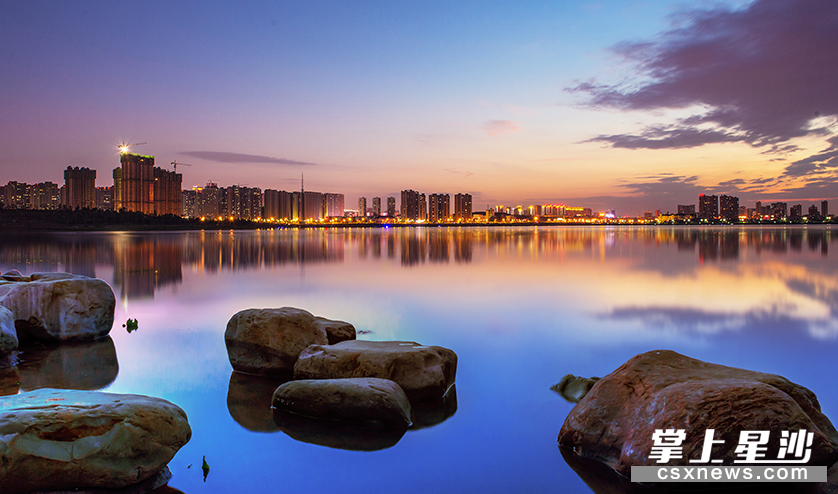 感受巨变这些照片见证星沙崛起