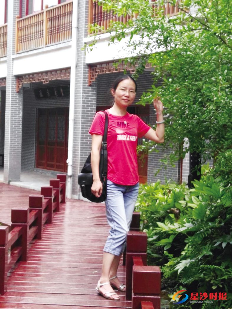 　　长沙县一中 赵慧
