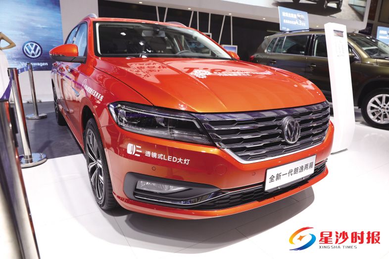 　　全新朗逸两厢车。蒋炼 摄