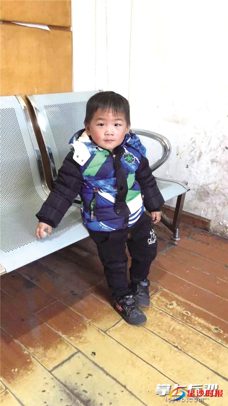 　　走失的小男孩。掌上长沙供图
