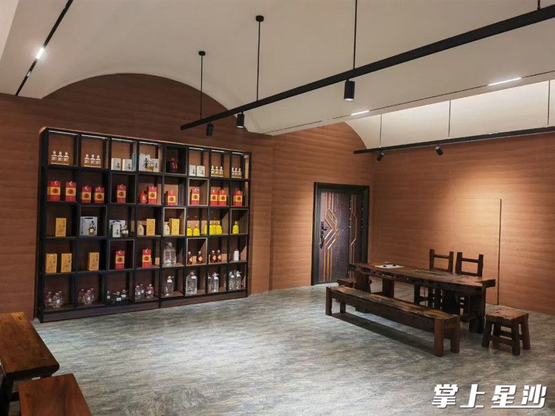 麻古井酒展示区。