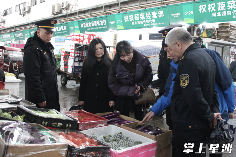 “你点我检 服务惠民生进市场”活动现场。胡欢欢 摄