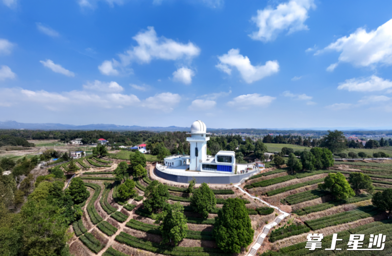 “茶观天象”金井镇天文台是由金井镇政府支持,村企共建共计投资千余万元打造的城乡融合新IP。章帝 摄 “茶观天象”金井镇天文台是由金井镇政府支持,村企共建共计投资千余万元打造的城乡融合新IP。章帝 摄