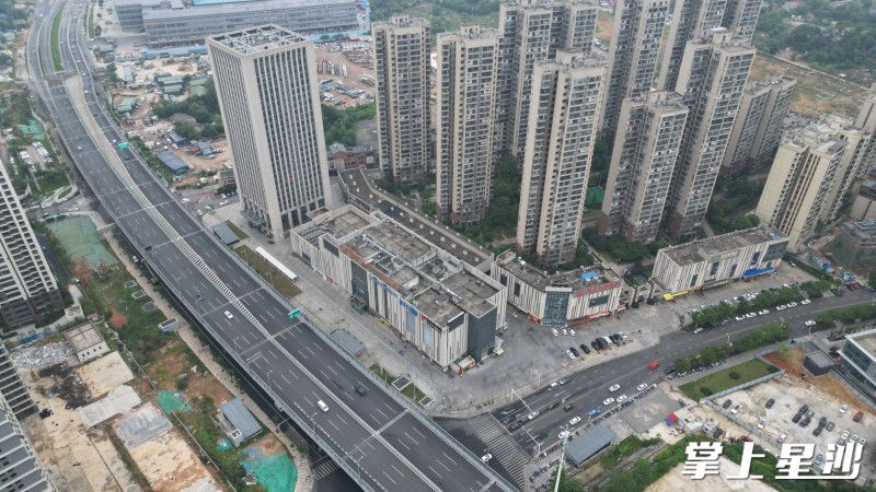 以和悦城－蟠龙时代广场为中心，40000平方米的影视产业基地将形成“演绎直播+短剧基地+新媒体教培”三大核心板块。湘龙街道供图
