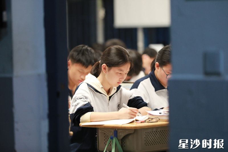 2025年长沙县“三考”参考总人数59136人，较去年增加约5600人，参考规模再创新高。龙笑笑 摄