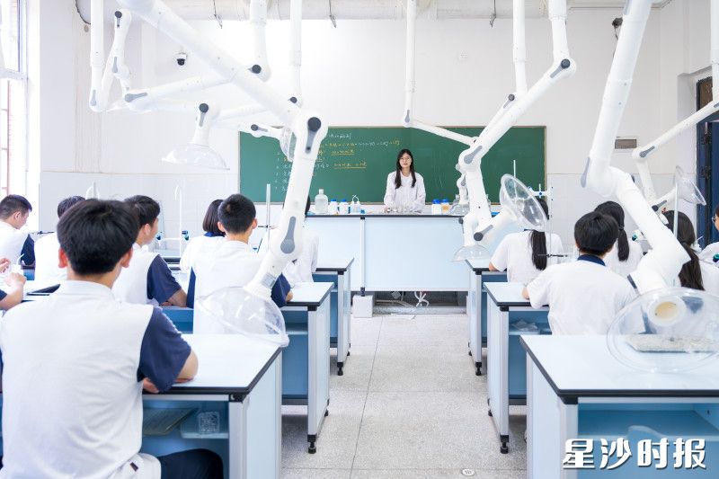 麓山昌济通过个性化培养，助力学生绽放潜能，四年来累计获国家级奖项24人次、省级奖项172人次。