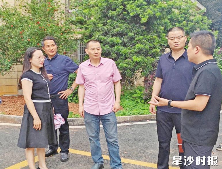 居民议事会现场。泉塘街道供图