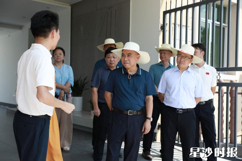 调研现场。周汝洁 摄