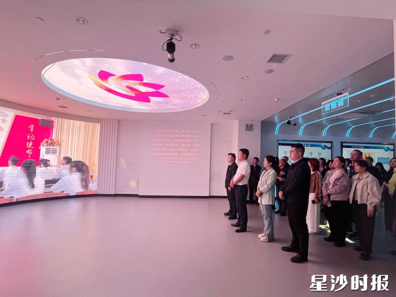 “传承红色基因 永葆清廉本色”党性教育活动现场。县大数据中心供图