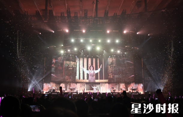 蔡琴“不要告别”巡回演唱会现场。吴婉沁 摄
