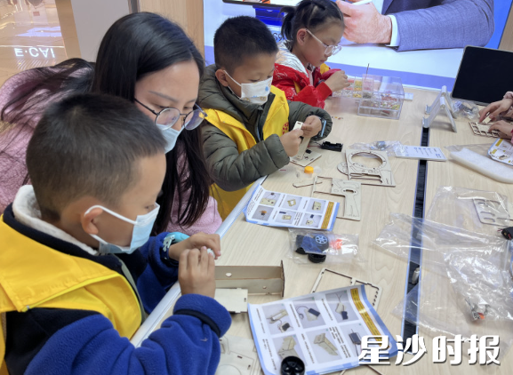 活动现场。长沙县爱的摆渡人义工发展中心供图 活动现场。长沙县爱的摆渡人义工发展中心供图
