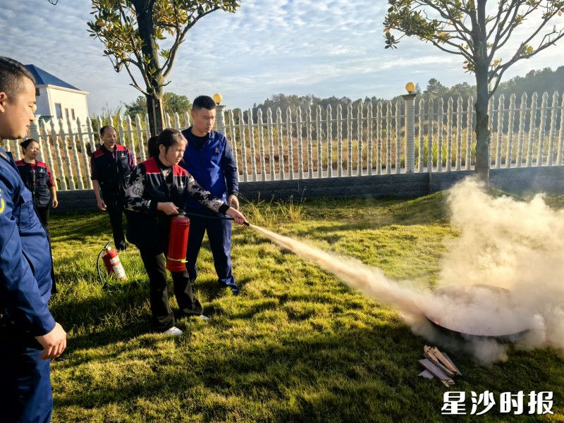 培训演示现场。长沙县应急管理局供图 培训演示现场。长沙县应急管理局供图