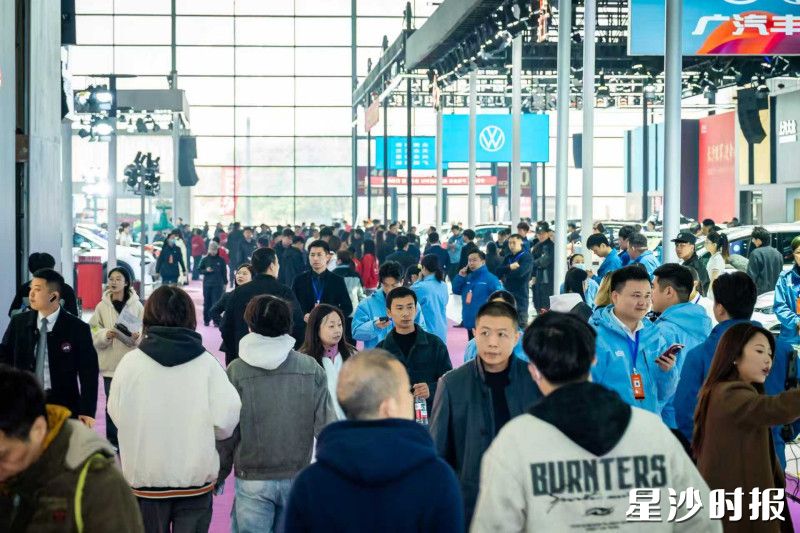 12月10日，第二十一届中国（长沙）国际汽车博览会在长沙国际会展中心拉开帷幕。均为主办方供图