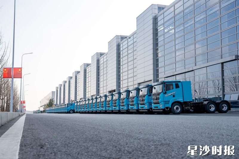 三一重卡、蓝思科技等企业齐聚黄花镇。黄花镇供图