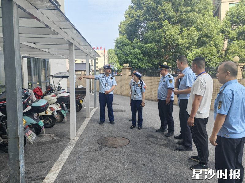 长沙县组建“防消联勤”队伍开展常态化排查。均为县消防救援大队供图