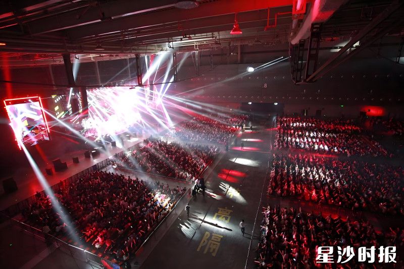 E4馆改造升级为万人专业演艺场馆，全年举办明星演唱会超10场次。