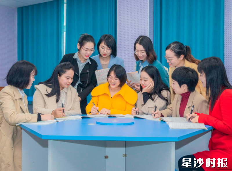 长沙县深入实施“五好”教育工程，多措并举夯实教育人才基础。黄兴教育集团供图