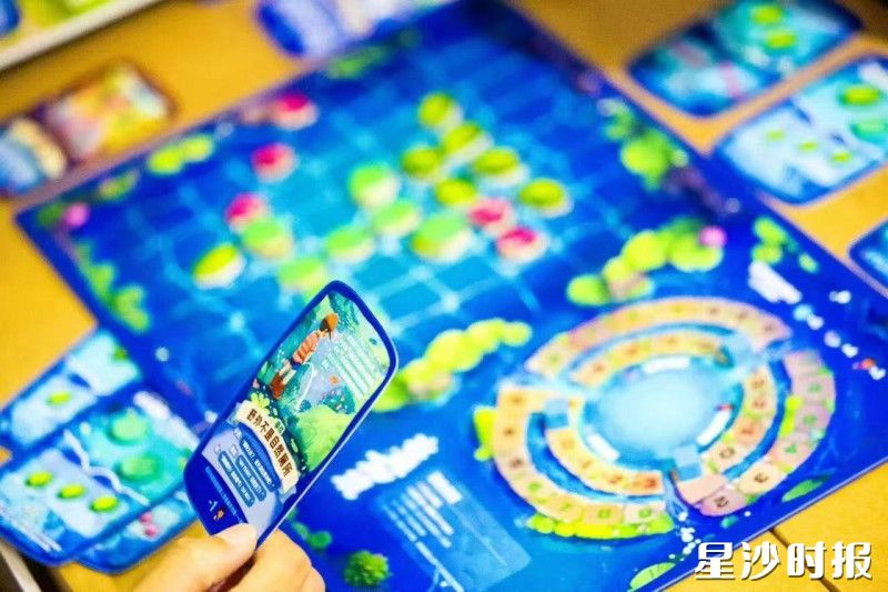 水文、污染物、生物多样性等知识自然融入游戏机制中。 水文、污染物、生物多样性等知识自然融入游戏机制中。