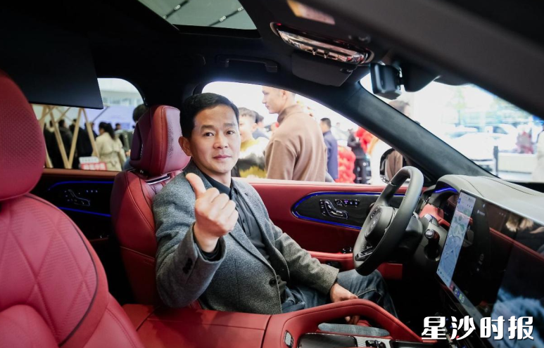 客户现场体验。