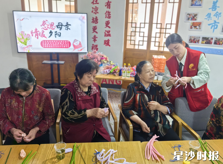 凉塘路社区活动现场。