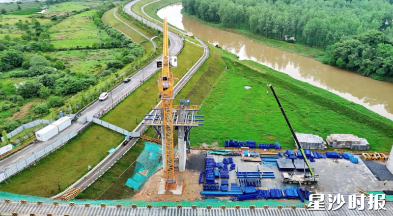 长赣高铁（湖南段）白沙河特大桥建设加速推进。长沙县重点建设项目事务中心供图