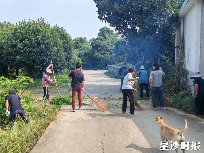 活动现场。江背镇供图 活动现场。江背镇供图