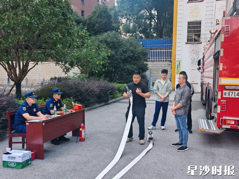 活动现场。均为宋彬彬 摄 活动现场。均为宋彬彬 摄