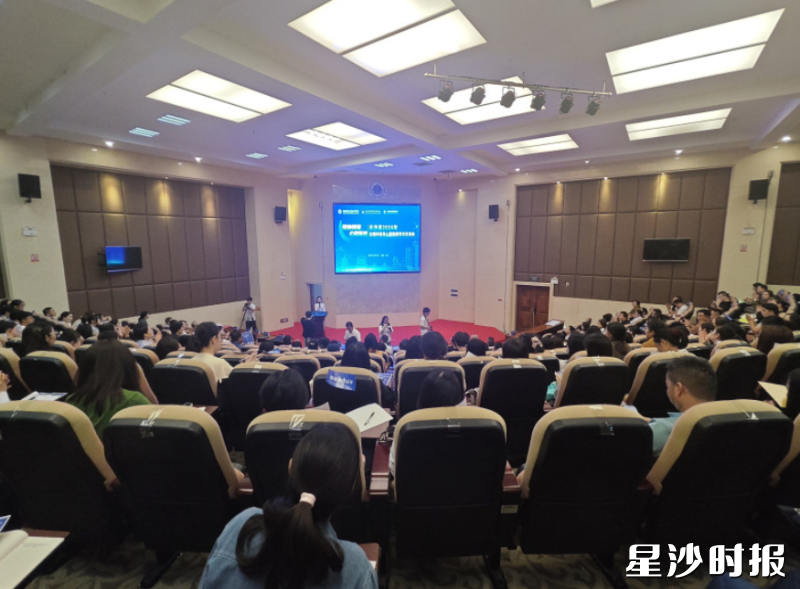 图为活动现场。杨源 摄