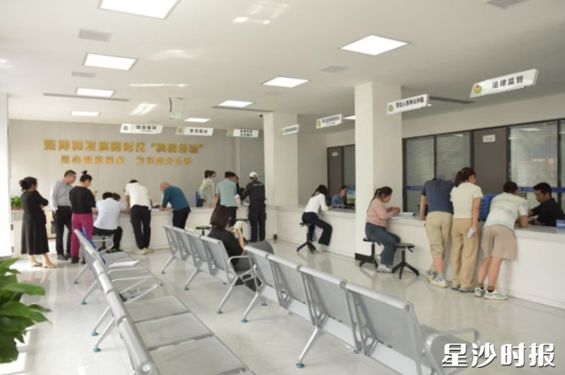 长沙县社会治安综合治理中心一角。