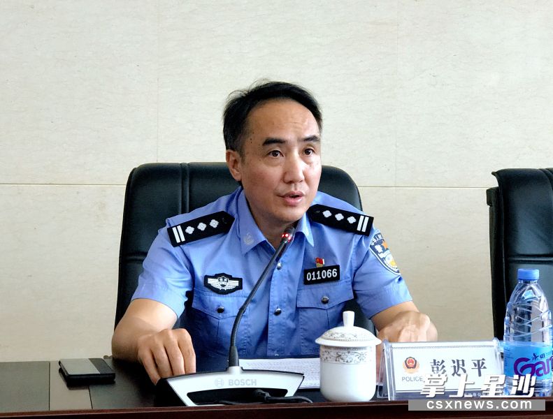 图为长沙县副县长,县公安局局长彭迟平致辞. 盛磊 摄