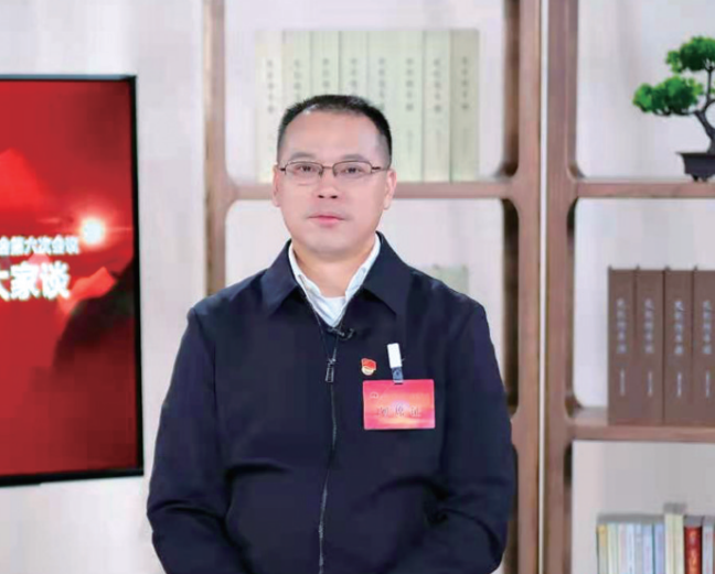 右岸经济大家谈王国良以港兴产以产兴城产城融合建设智慧生态绿色临空