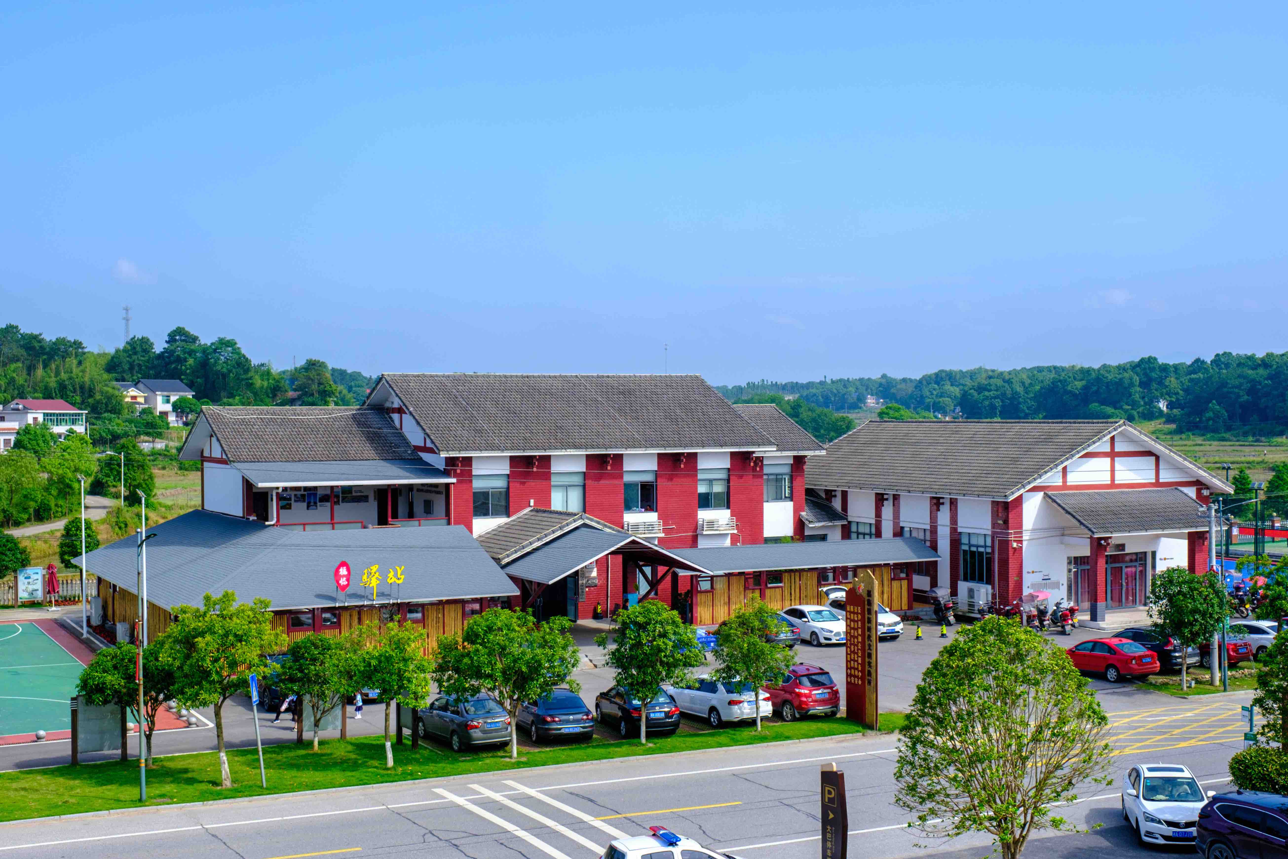 图为长沙县福临镇文化综合服务站.资料图片