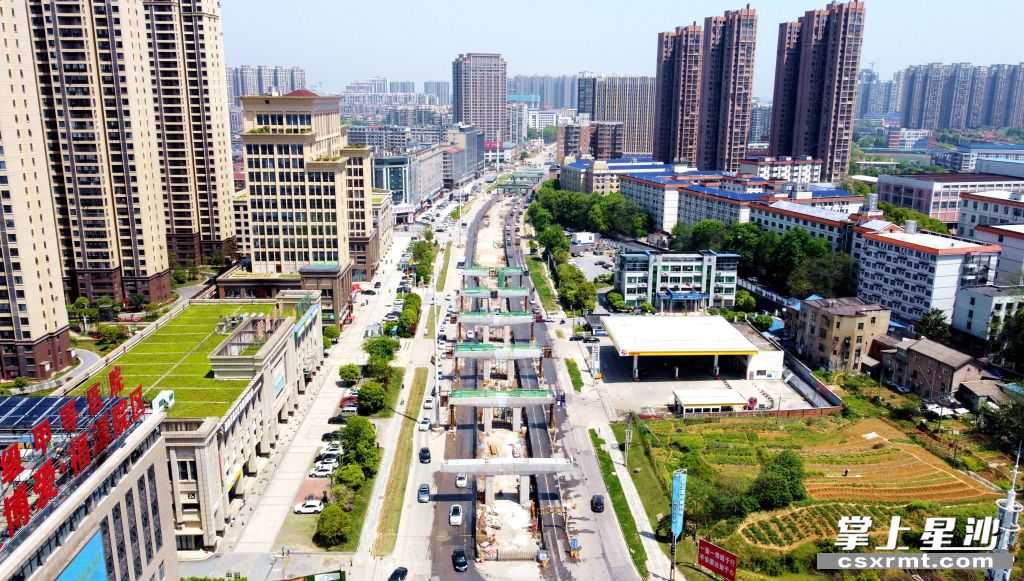 图为万家丽路快速化改造北延线（含电力隧道）项目建设现场。盛磊 摄