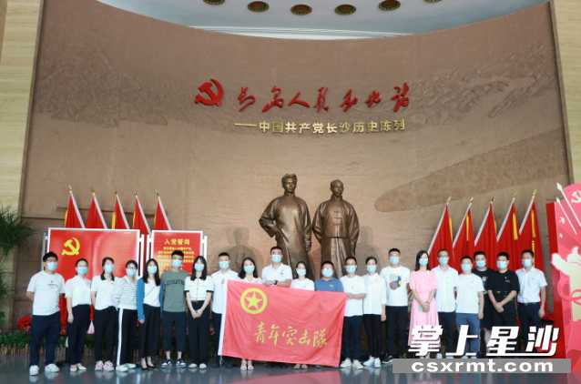 参观学习现场。均为文雅丽 摄