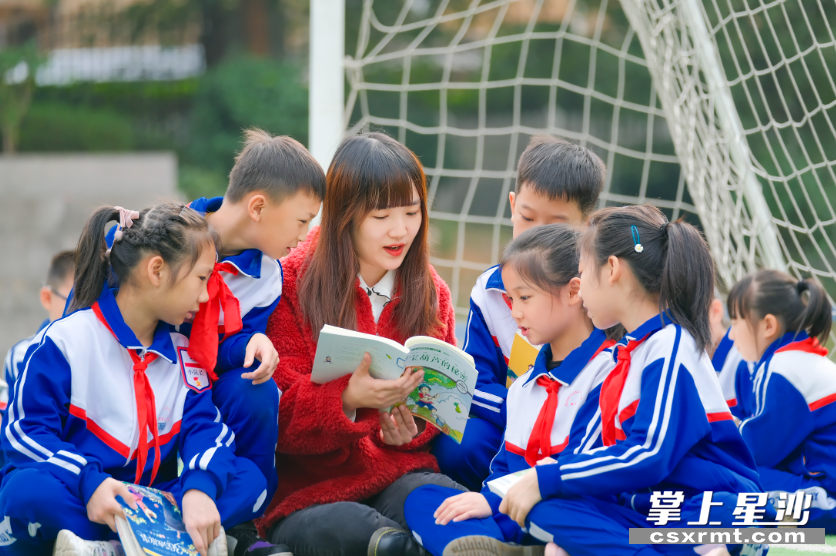 十年来，长沙县始终把教育放在优先发展位置，大力推进“五好”教育工程，让孩子家门口“上好学”。 章帝 摄