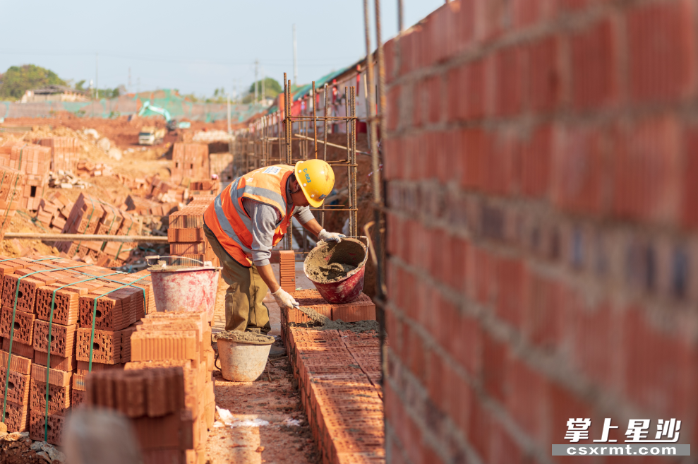 施工现场。刘思源 摄
