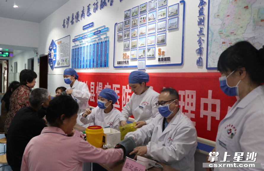 义诊现场 均为卫健局 供图
