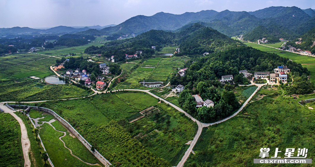 俯瞰北山镇福高村。均为北山镇供图 俯瞰北山镇福高村。均为北山镇供图