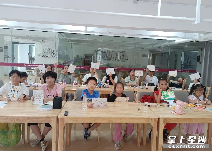 活动现场。长龙街道社工供图