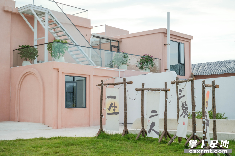 图为叁山与肆民宿。李梦华 摄