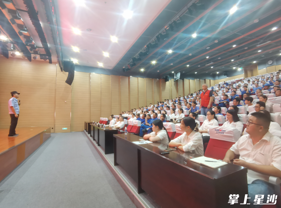 图为宣讲现场。