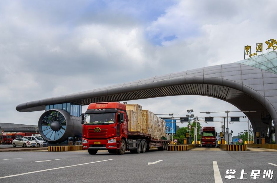 硬件升级，提升通关便利度。