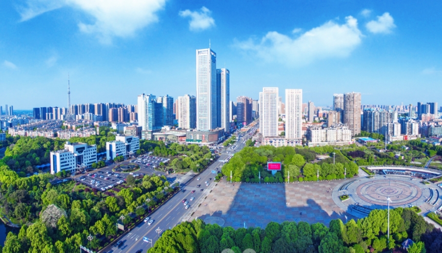 长沙县高质量高水平推进“宜居星沙”建设，城市成为市民舒适暖心的家。章帝 摄