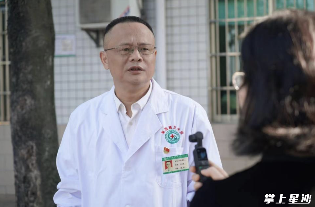 王涌江接受“人民好医生”记者采访。