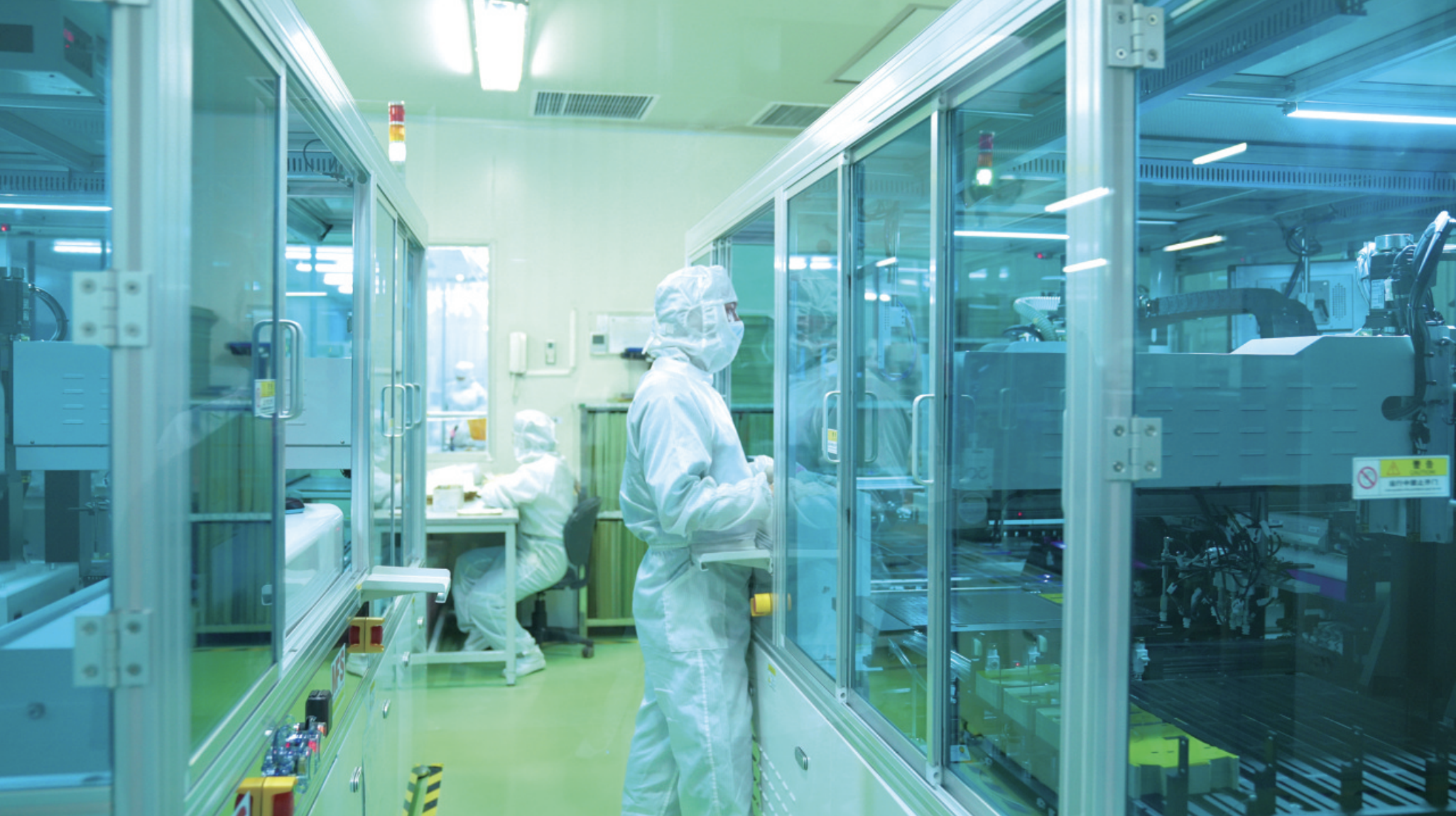 湖南维胜科技有限公司是一家主营柔性印制电路板生产及元器件组装的企业。谭园 摄