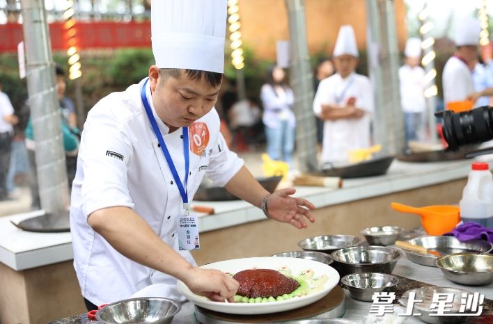 图为比赛现场，均为李丹 摄