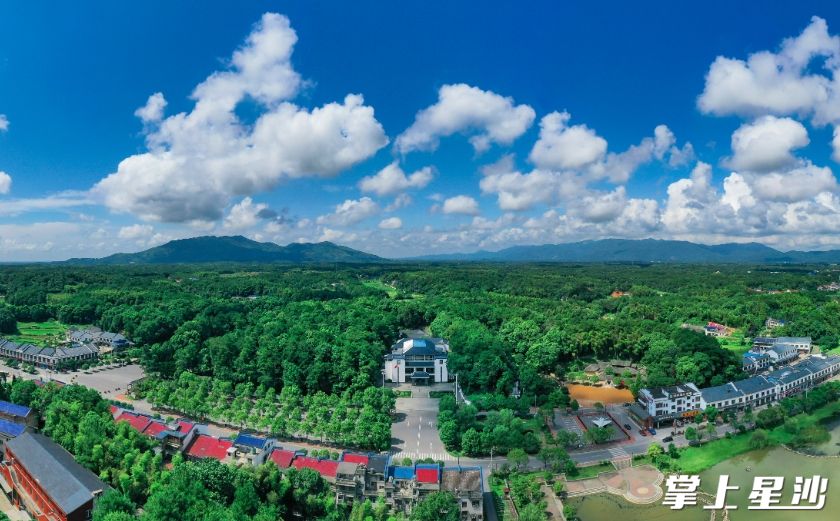 开慧镇宜居宜业和美乡村。章帝 摄
