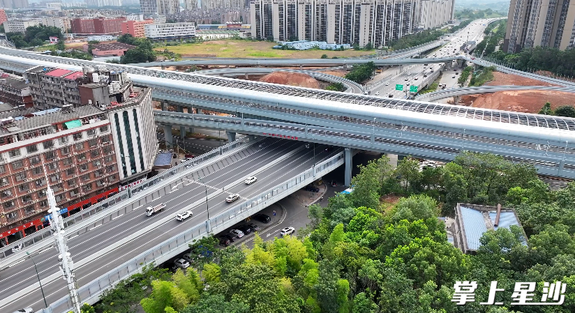 万家丽路快速化改造北延线。盛磊 摄