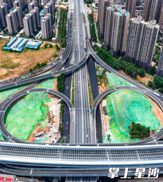 万家丽路快速化改造北延线项目是长沙市“两环四横七纵十二射”路网中的南北纵线快速路。章帝 摄