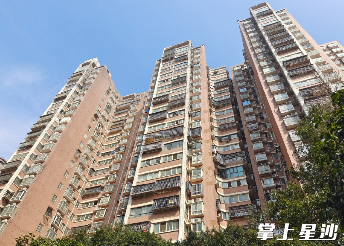 改造后的东门尚苑小区。县住建局供图
